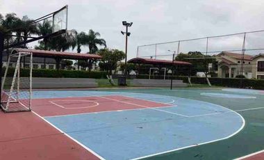 Casa en alquiler tres dormitorios