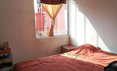 CASA CON AMPLIO TERRENO EN HUEHUETOCA