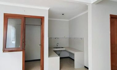 Disewakan Rumah Bagus 2 Lantai di Dukuh Kupang