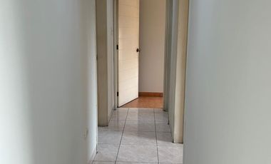 VENTA FLAT 2DO PISO URB. CC MONTERRICO A 1 CDRA AV. PRIMAVERA.CERCA 