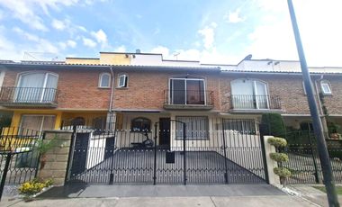 VENTA, Hermosa Casa, 