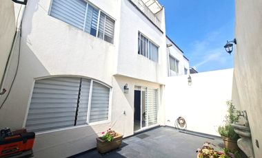 VENTA, Hermosa Casa, 