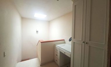 VENTA, Hermosa Casa, 