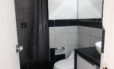 VENTA DE FLAT 2DO PISO URB. LA CAMPIÑA CHORRILLOS. CERCA A LA ESCUELA DE POLICIA
