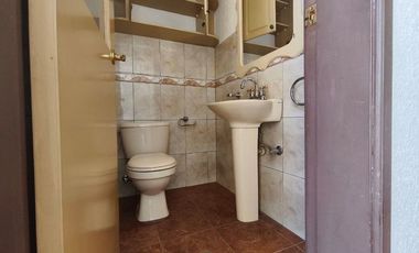 Casa en Venta de 2 Pisos en Conjunto Privado Calderón