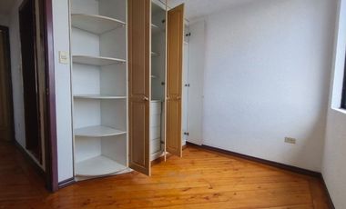 Casa en Venta de 2 Pisos en Conjunto Privado Calderón