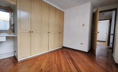 Casa en Venta de 2 Pisos en Conjunto Privado Calderón