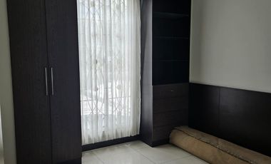 RUMAH CITRALAND  CLUSTER RAFLES GARDEN FULL FURNISH MURAH SIAP HUNI TERAWAT BERSIH