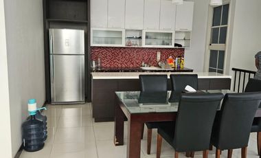 RUMAH CITRALAND  CLUSTER RAFLES GARDEN FULL FURNISH MURAH SIAP HUNI TERAWAT BERSIH