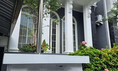 RUMAH CITRALAND  CLUSTER RAFLES GARDEN FULL FURNISH MURAH SIAP HUNI TERAWAT BERSIH