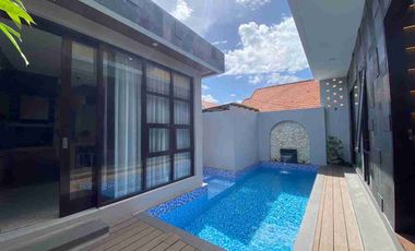 LUXURI VILA ONE GATSISTEM TAMAN GRIYA.JIMBARAN