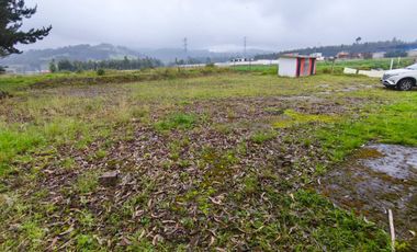 Terreno comercial en vía al Parque Nacional Cotopaxi – 2.546 m2