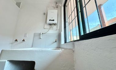 DEPARTAMENTO A MEDIA CUADRA DE LÓPEZ MATEOS (SOLO CONTADO)