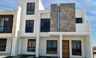 preciosa casa en Nexclalpan!!!