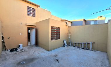 🏡 Cómoda casa en renta en privada con seguridad 24/7 – El Águila