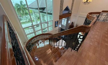 LUXURY SEAVIEW AND MOUNTAIN VIEW HOUSE AND LOT FOR SALE IN BACLAYON BOHOL