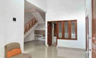 Rumah Cluster One Gate Colomadu Dekat Jl. Adisutjipto