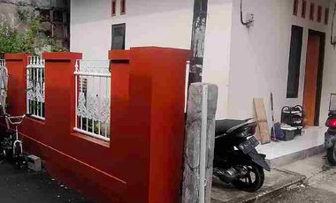 Dijual Rumah dan Kontrakan 6 Kamar di daerah Jatiwaringin, Pondok Gede, Bekasi