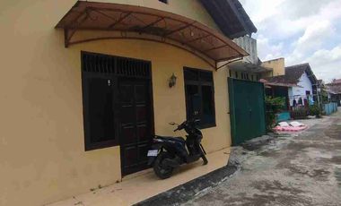 rumah hoottt deal Utara alun alun Wates