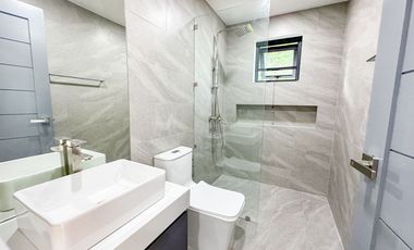 Stunning Brand New House & Lot with Roofdeck for Sale in BF Homes, Parañaque City