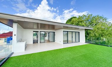 Stunning Brand New House & Lot with Roofdeck for Sale in BF Homes, Parañaque City