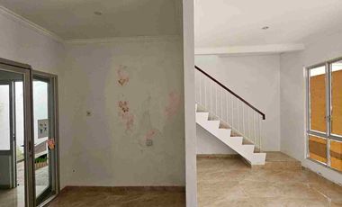 DISEWAKAN RUMAH SIAP HUNI GRAND CITY