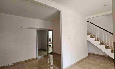 DISEWAKAN RUMAH SIAP HUNI GRAND CITY
