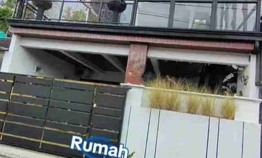 Dijual Murah Rumah Kantor 4lantai+Rooftoop Dkt Kampus UIN Pajangan Bantul Jogja.TERBAIK