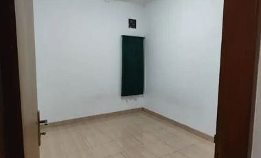 DISEWAKAN RUMAH TERAWAT SIAP HUNI DI DAERAH ARCAMANIK KOTA BANDUNG