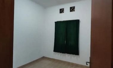DISEWAKAN RUMAH TERAWAT SIAP HUNI DI DAERAH ARCAMANIK KOTA BANDUNG