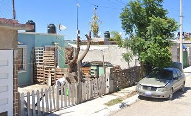 VENTA CASA: manzanos 79 37997 Fraccionamiento Lomas del Vergel, Gto