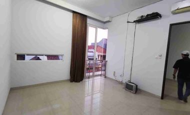 disewakan ruko/rumah untuk usaha karang empat besar murah siap huni