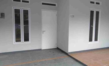 Rumah Cantik minimalis di Jatimakmur pondok gede siap huni akses mobil