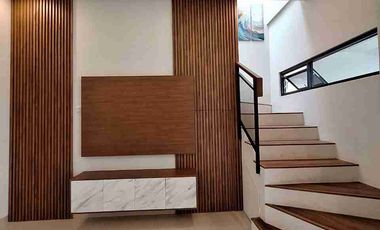 Rumah Dijual cluster Ciater Serpong KPR nego Strategis