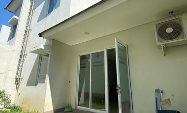 Bluebell @Summarecon Bekasi SIAP HUNI Lebar 8 Standard Semi Furnish