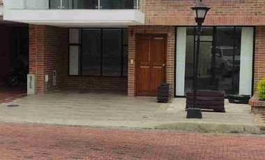 SE VENDE HERMOSA CASA EN FUSAGASUGA BARRIO SAN MATEO EXCELENTE UBICACIÓN.