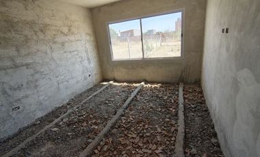 VENTA DE CASAS EN SALTA. RUTA NRO. 21 CAMINO A SAN AGUSTIN. CASA A TERMINAR, ESQUINA.