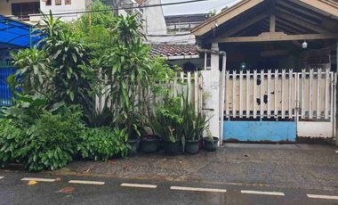 Rumah Lama 1 Lantai Di Jl Kayu Putih Tengah Pulo Gadung Jakarta timur