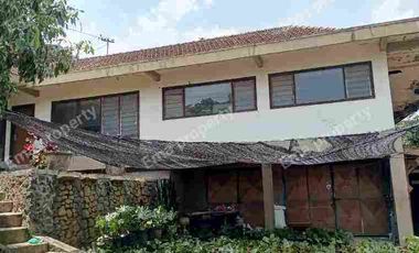 Dijual/disewakan rumah hitung tanah Raya Bukit Berbunga Batu Malang