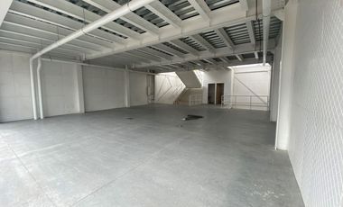 Arriendo Local Vitrina Comercial