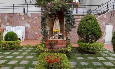 Vendo floridablanca Conjunto Residencial Colina  de Versalles .Apartamento  de 100 metros Amplios espacios.