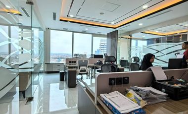 Office Pakuwon Tower Tunjungan Plaza 6 Full Furnish, 3 unit Jadi 1 luas 202m2 sudah strata title siap huni