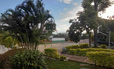 VENDO FLORIDABLANCA  VILLA CAÑAVERAL  ESCLUSIVA CASA 180 METROS  TRES PISOS 4 ALCOBAS.