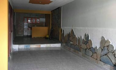 🏠 CASA DE 3 PLANTAS EN VENTA – EXCELENTE OPORTUNIDAD DE INVERSIÓN