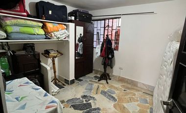 🏠 CASA DE 3 PLANTAS EN VENTA – EXCELENTE OPORTUNIDAD DE INVERSIÓN