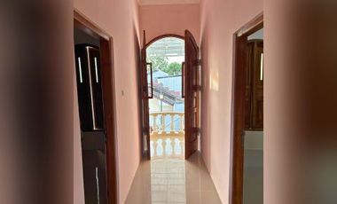 Rumah Baru 2 Lantai – Mediterania Klasik di Tengah Kota Jogja