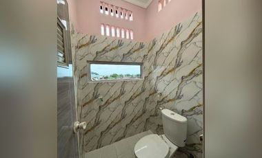 Rumah Baru 2 Lantai – Mediterania Klasik di Tengah Kota Jogja