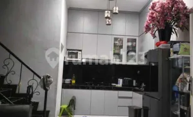 Murah Rumah Cantik, 3 Lantai Pademangan Near Kemayoran, Baru Renovasi Jual Cepat