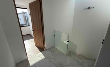 CASA EN RENTA EN CAÑADAS DEL BOSQUE TRES MARÍAS