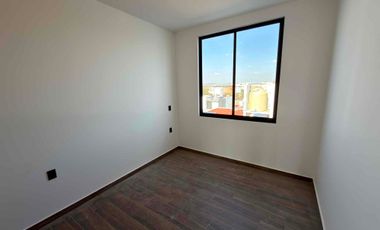 CASA EN RENTA EN CAÑADAS DEL BOSQUE TRES MARÍAS